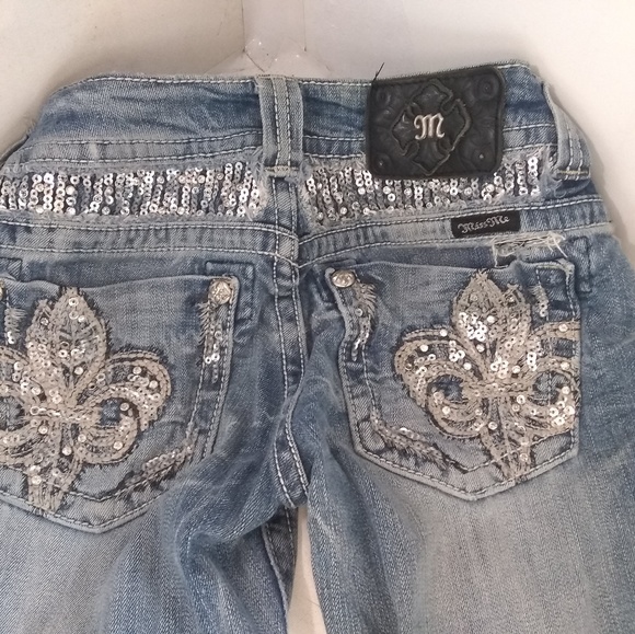 buckle miss me jeans